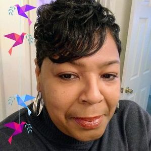 Meet your Posher, Alicia